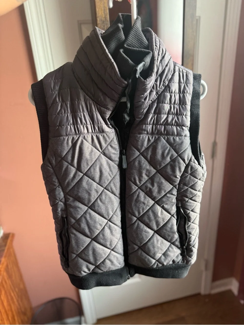 Cinch Women's Gray Quilted Puffer Vest